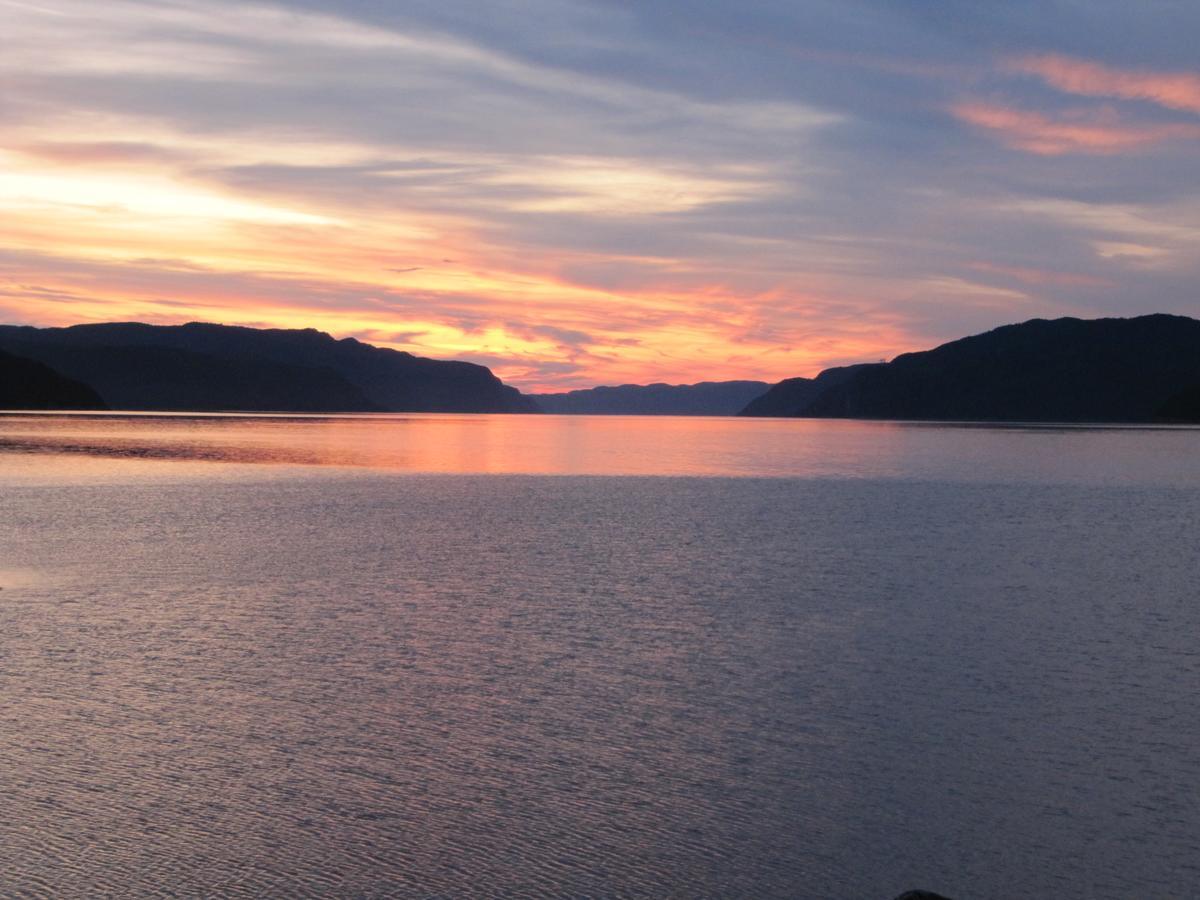 Gite Marie-Claire Petit-Saguenay エクステリア 写真